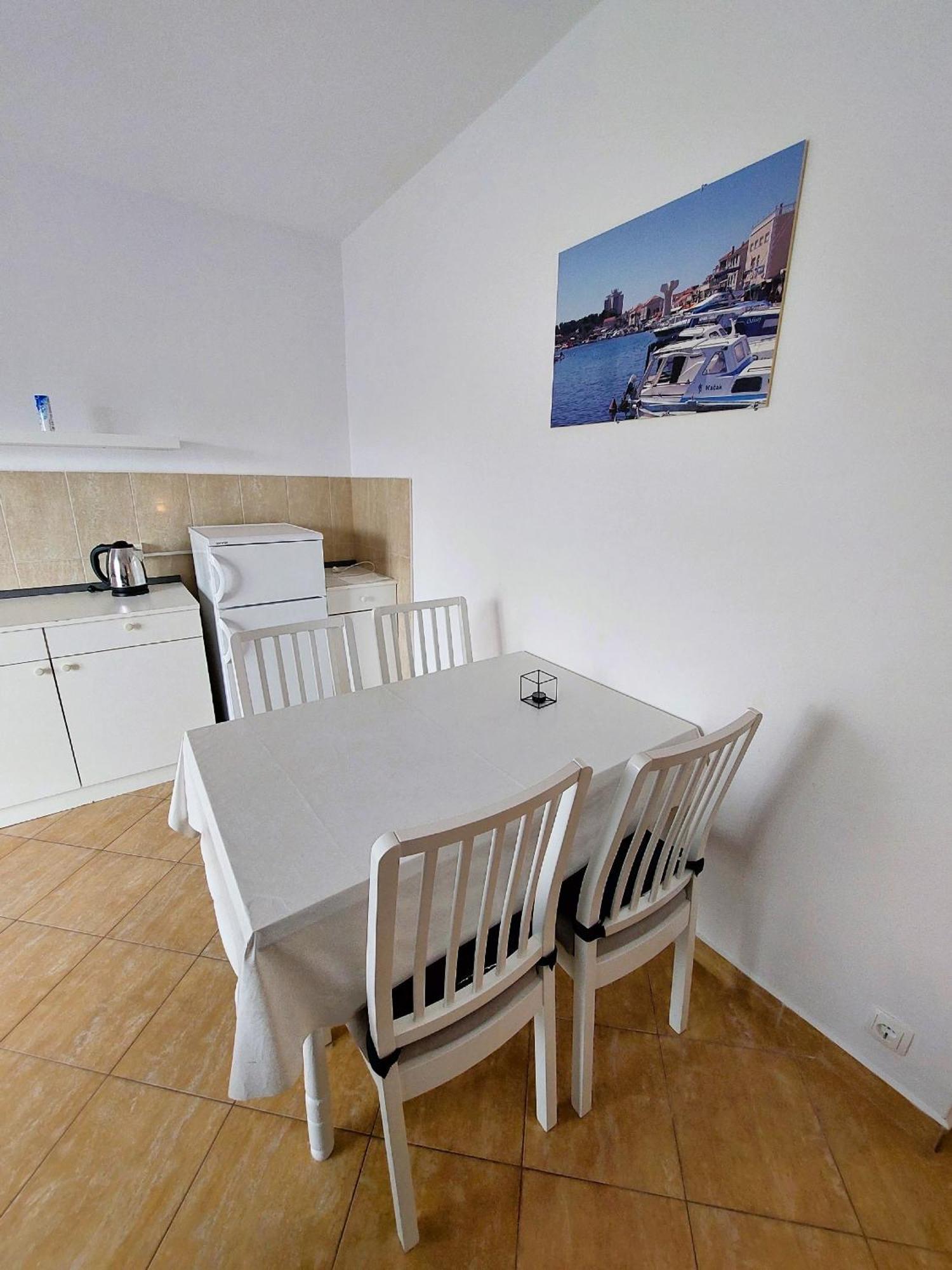 Apartmani Markoc Vodice Esterno foto