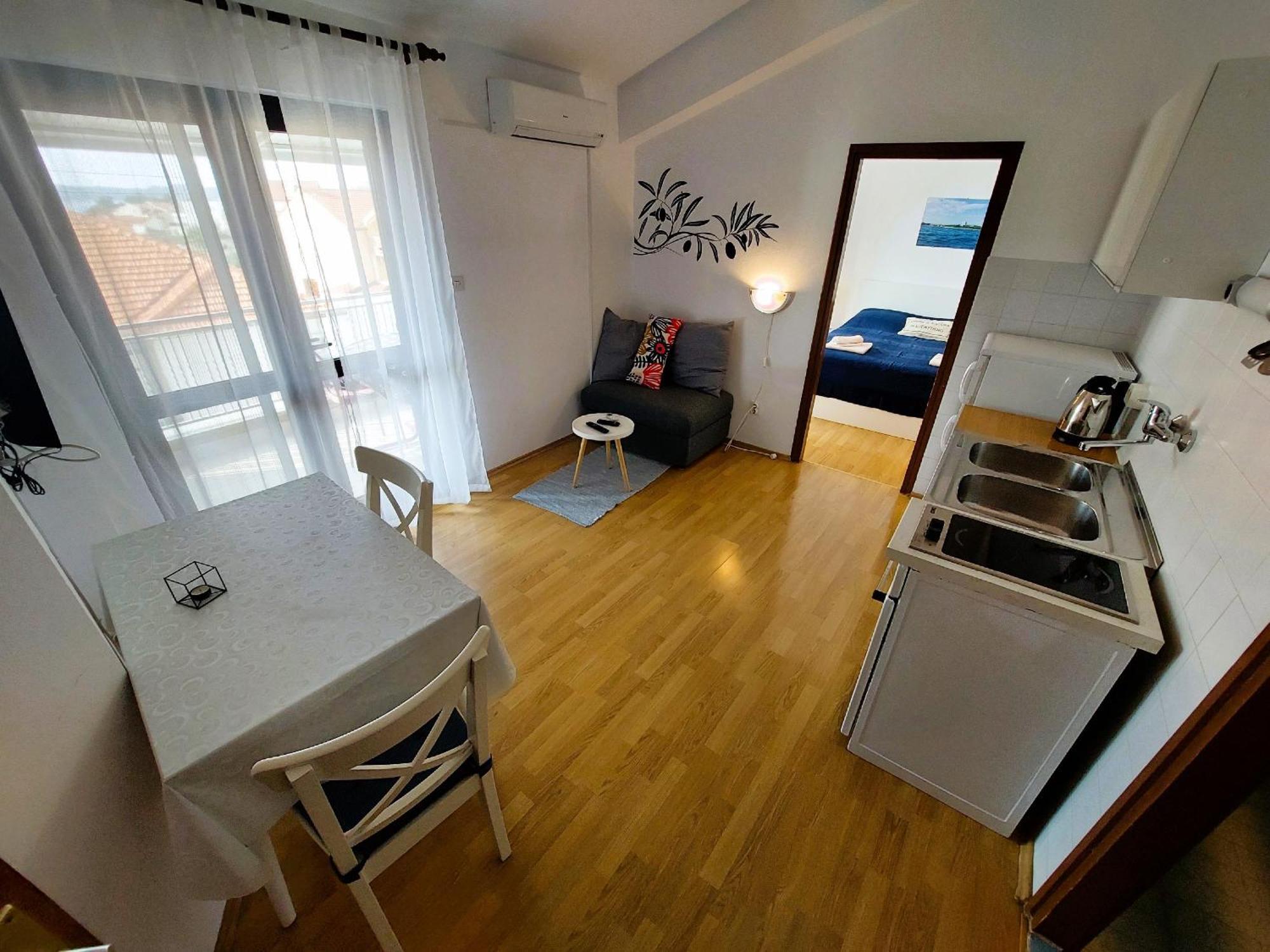 Apartmani Markoc Vodice Esterno foto
